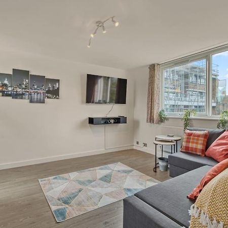 Apartmán Hidden Gem In Battersea W/ Free Parking Londýn Exteriér fotografie