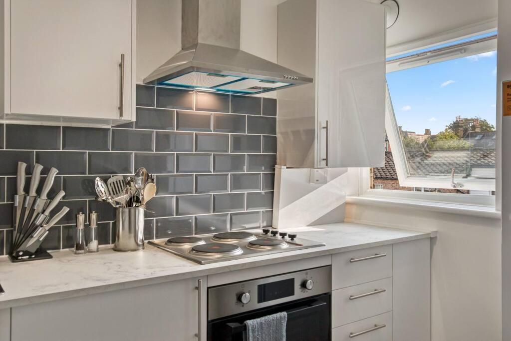 Apartmán Hidden Gem In Battersea W/ Free Parking Londýn Exteriér fotografie