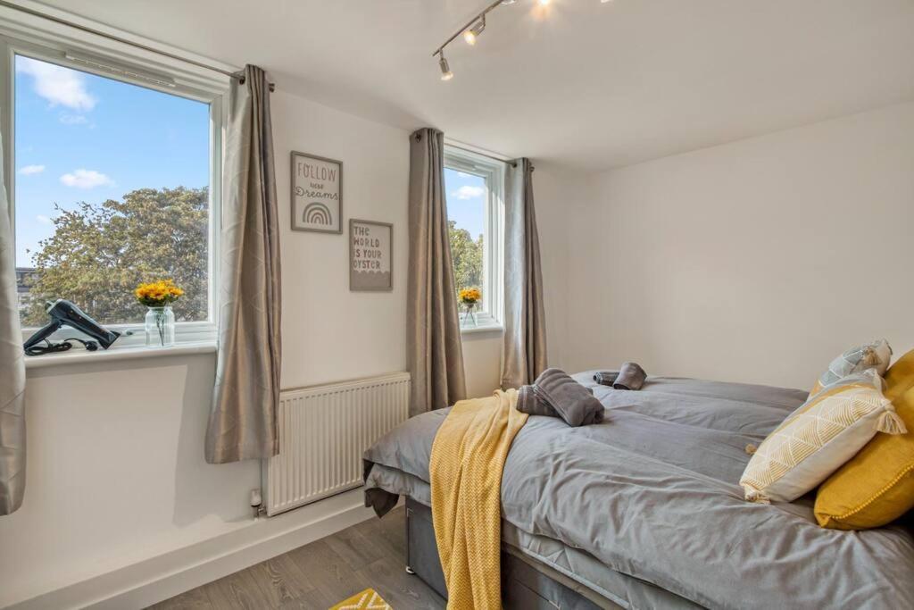 Apartmán Hidden Gem In Battersea W/ Free Parking Londýn Exteriér fotografie